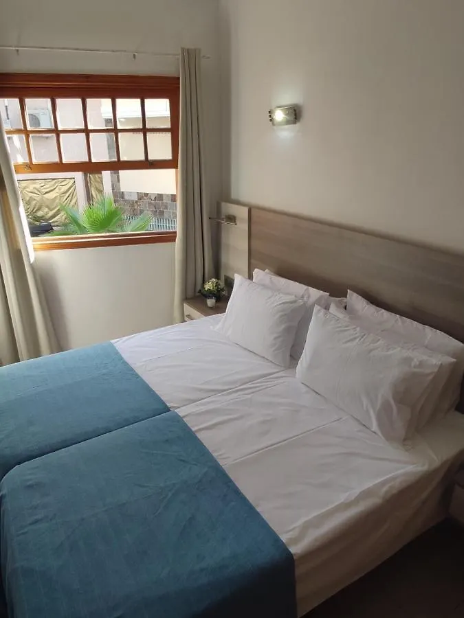Flor De Pascua Apartment Acantilado de los Gigantes